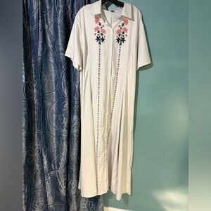 Womens 4XL (US22) White Embroidered Button Front Shirt Dress Western Floral Maxi